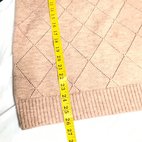 Lace Trim V-Neck Knit Sweater | Neutral Taupe & Black - Picture 6 of 16